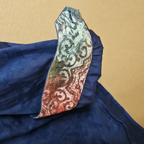 Robert Graham Navy Blue Damask Button Up Shirt Sz XL - Picture 7 of 8